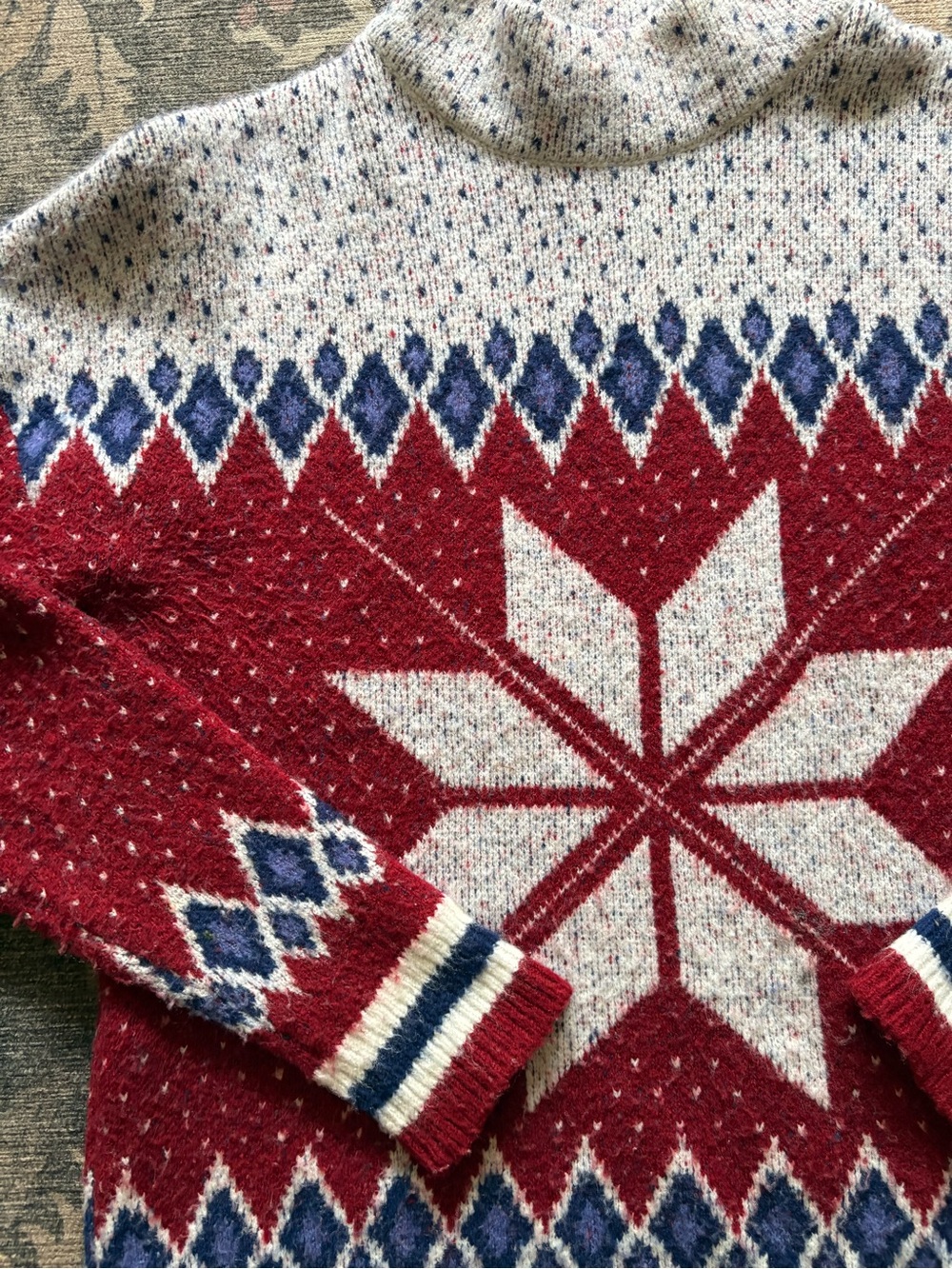 Winter sweater - Picture 2 of 4